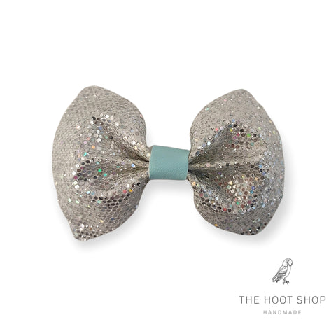 Minny Style  Silver Disco Textured Bow