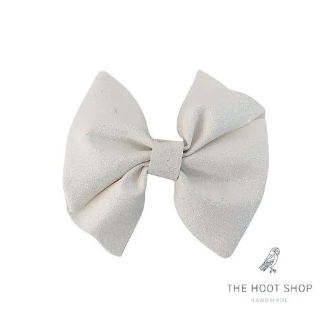 Layla Style White Fine Glitter Bow